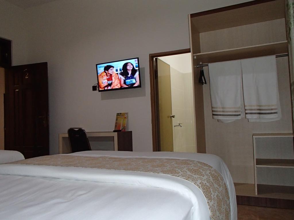 Shakila Guest House Malang Zimmer foto