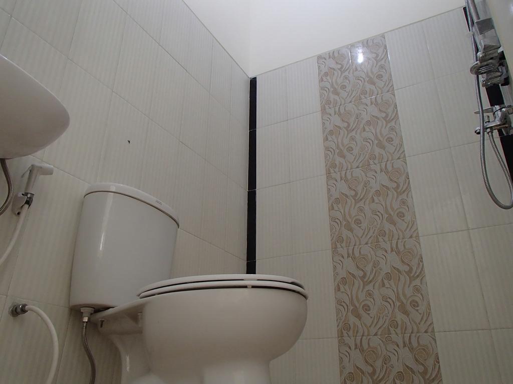 Shakila Guest House Malang Zimmer foto